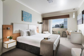  Grand Hotel and Apartments Townsville  Таунсвилл